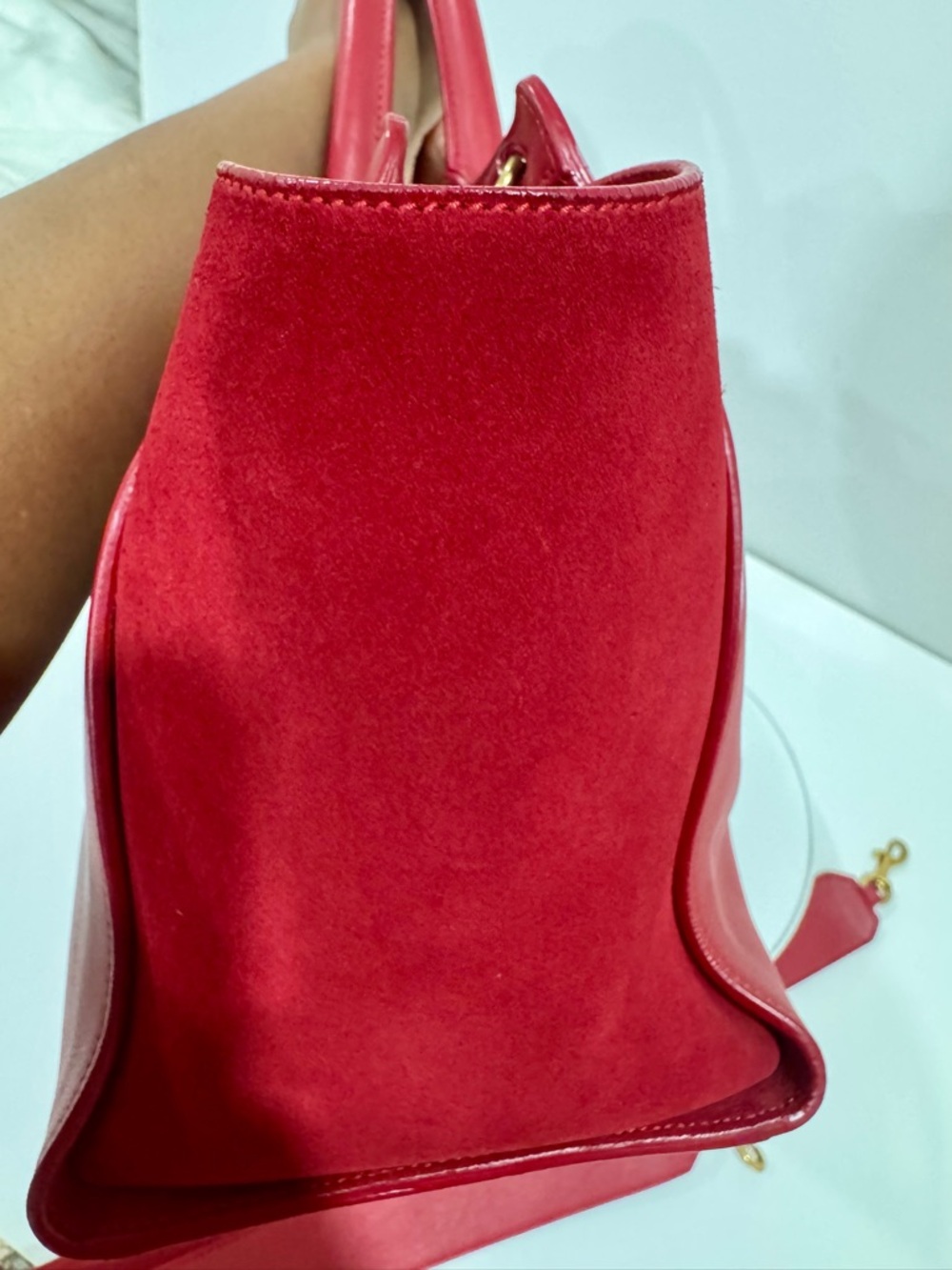 Saint Laurent Red Downtown Cabas Leather Bag, with Gold YSL Hardware - Picture 7 of 12